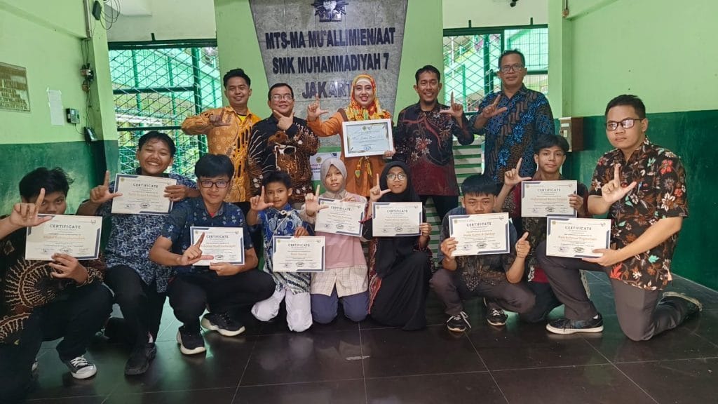 Ekskul Bahasa Inggris
