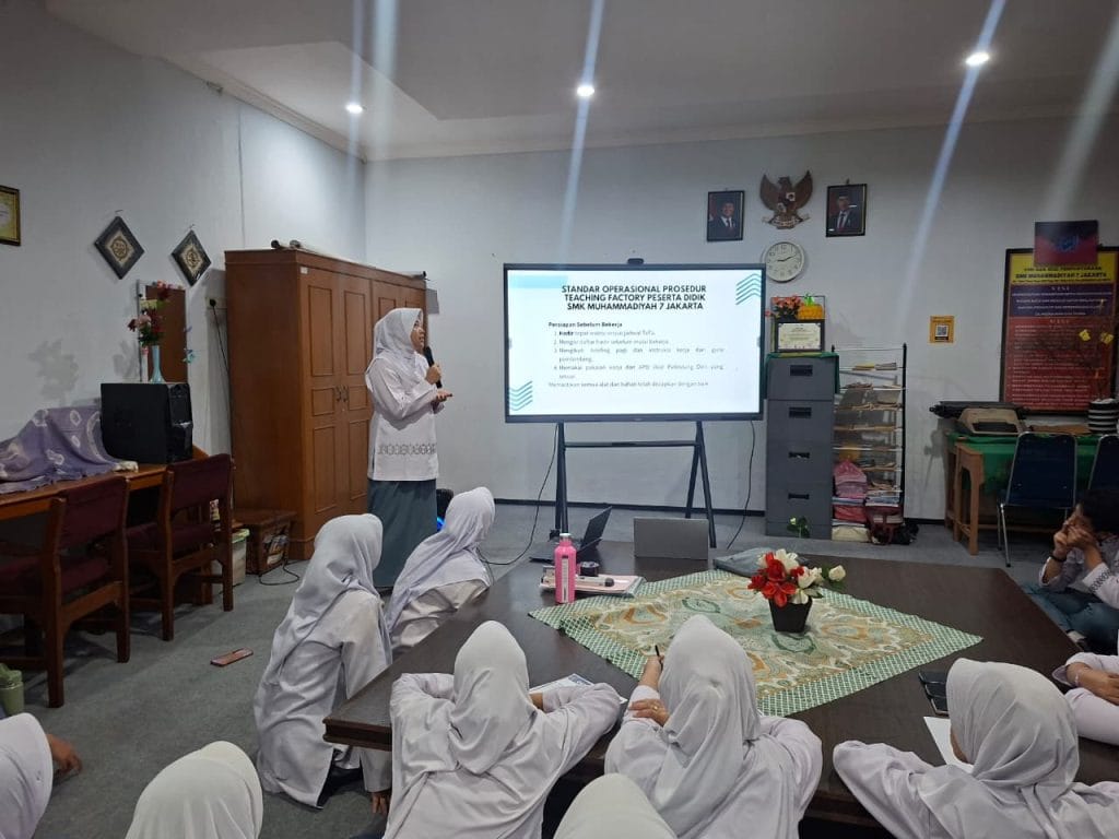 Pelatihan Teaching Factory