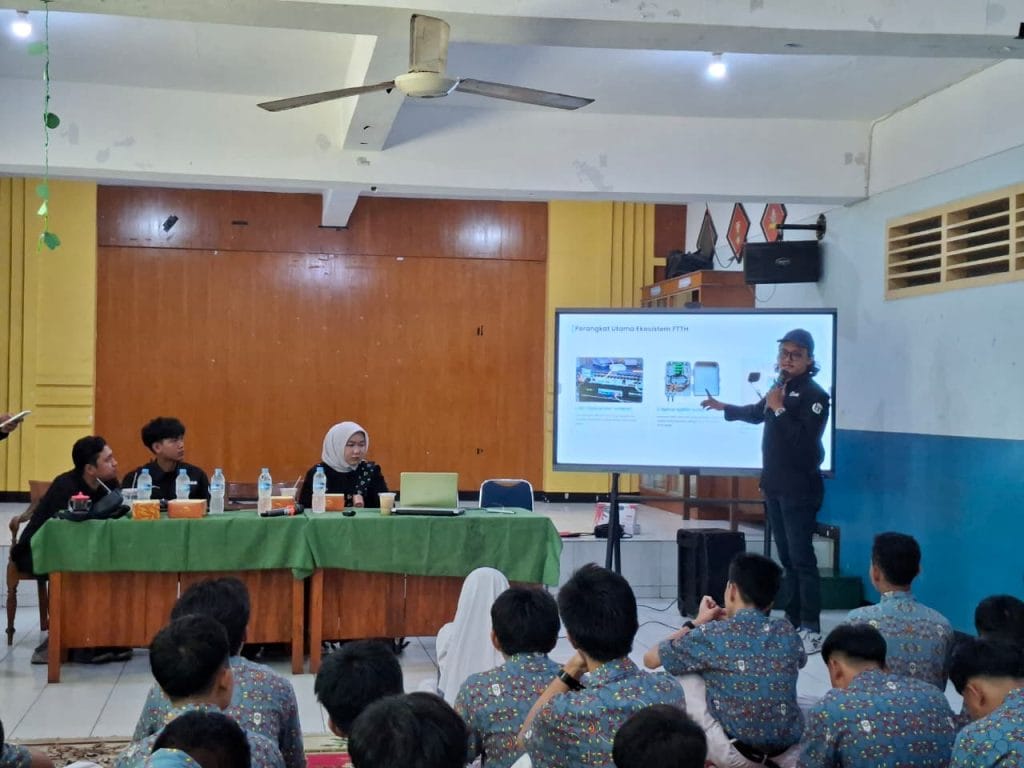 Praktik Fiber Optik